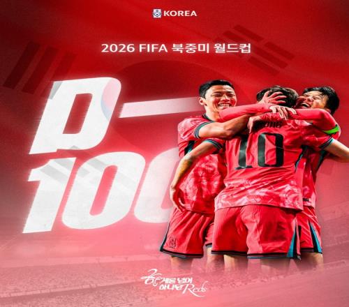 霍斯菲尔德,领跑,赛阿德莱德,立博体育官网,APP下载,注册领彩金,官方网站,网站入口